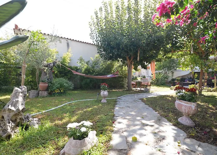 House With Big Garden Corinth