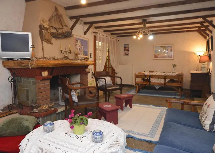 펜션 House With Big Garden